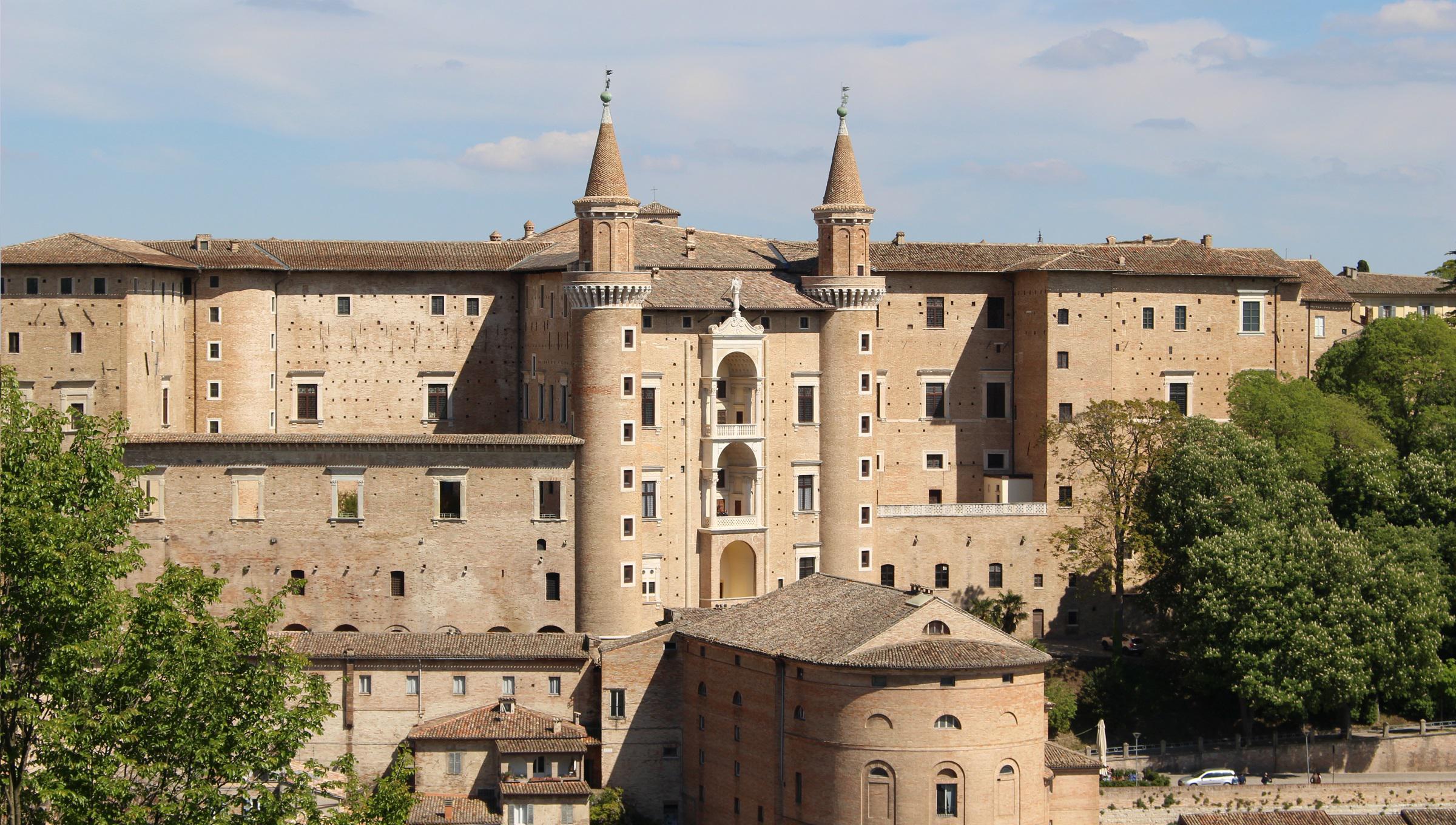 URBINO E IL MONTEFELTRO NELLE TERRE DI RAFFAELLO